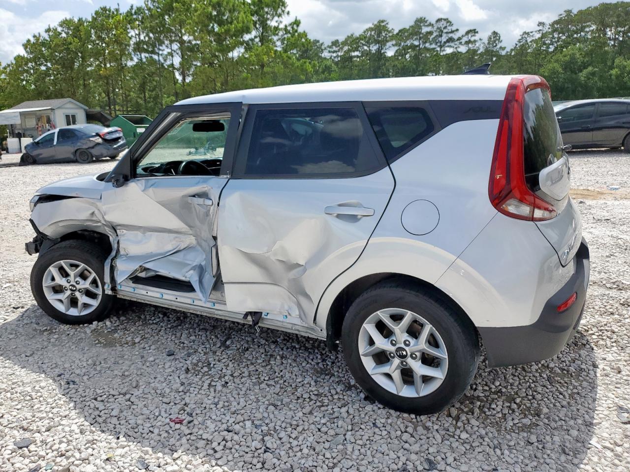 2020 Kia Soul Lx - Image 2