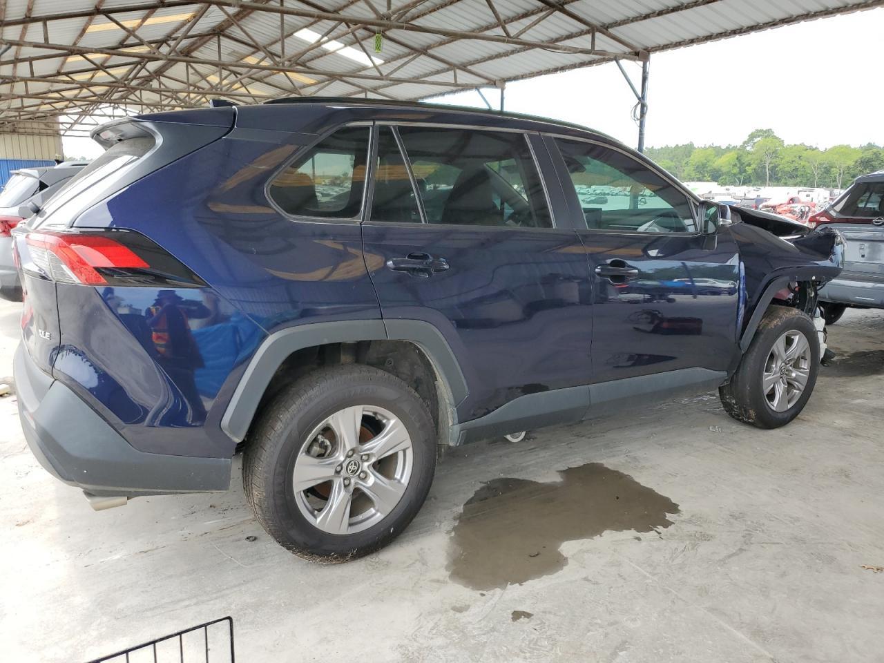 2022 Toyota Rav4 Xle - Фото 3