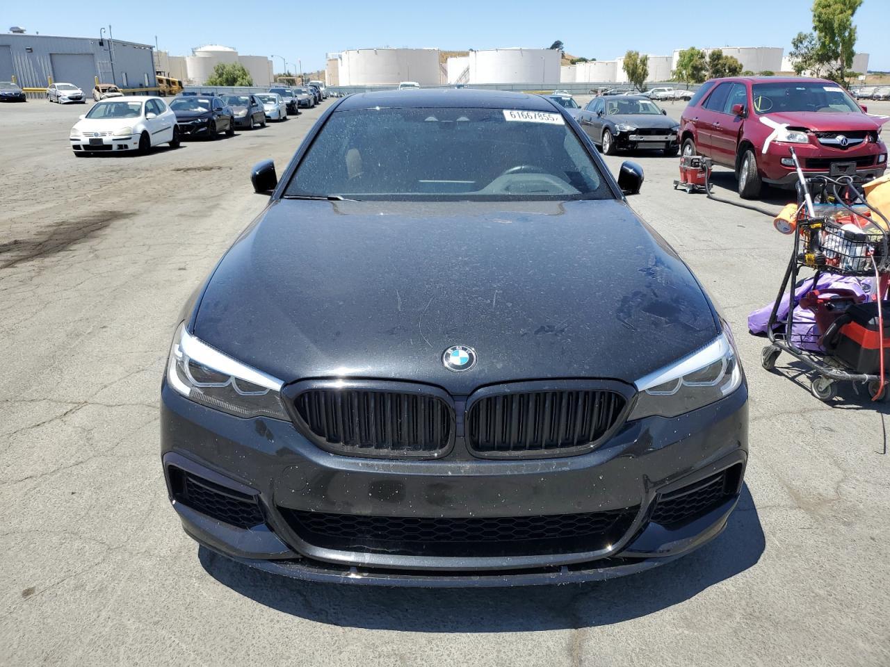 2020 BMW 540 I - Фото 5