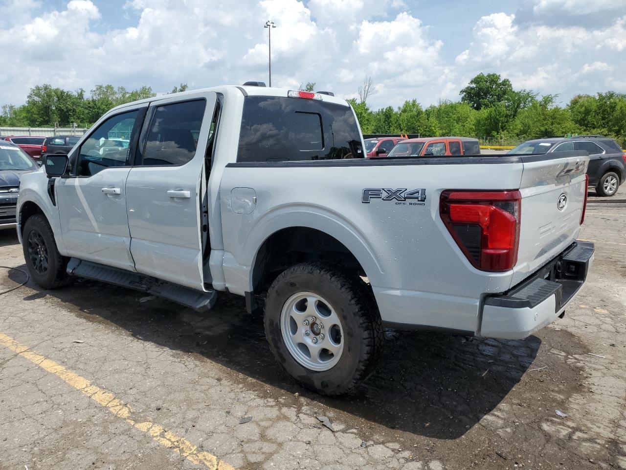 2024 Ford F150 Xlt - Фото 2