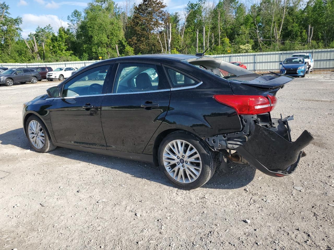 2016 Ford Focus Titanium - Фото 2