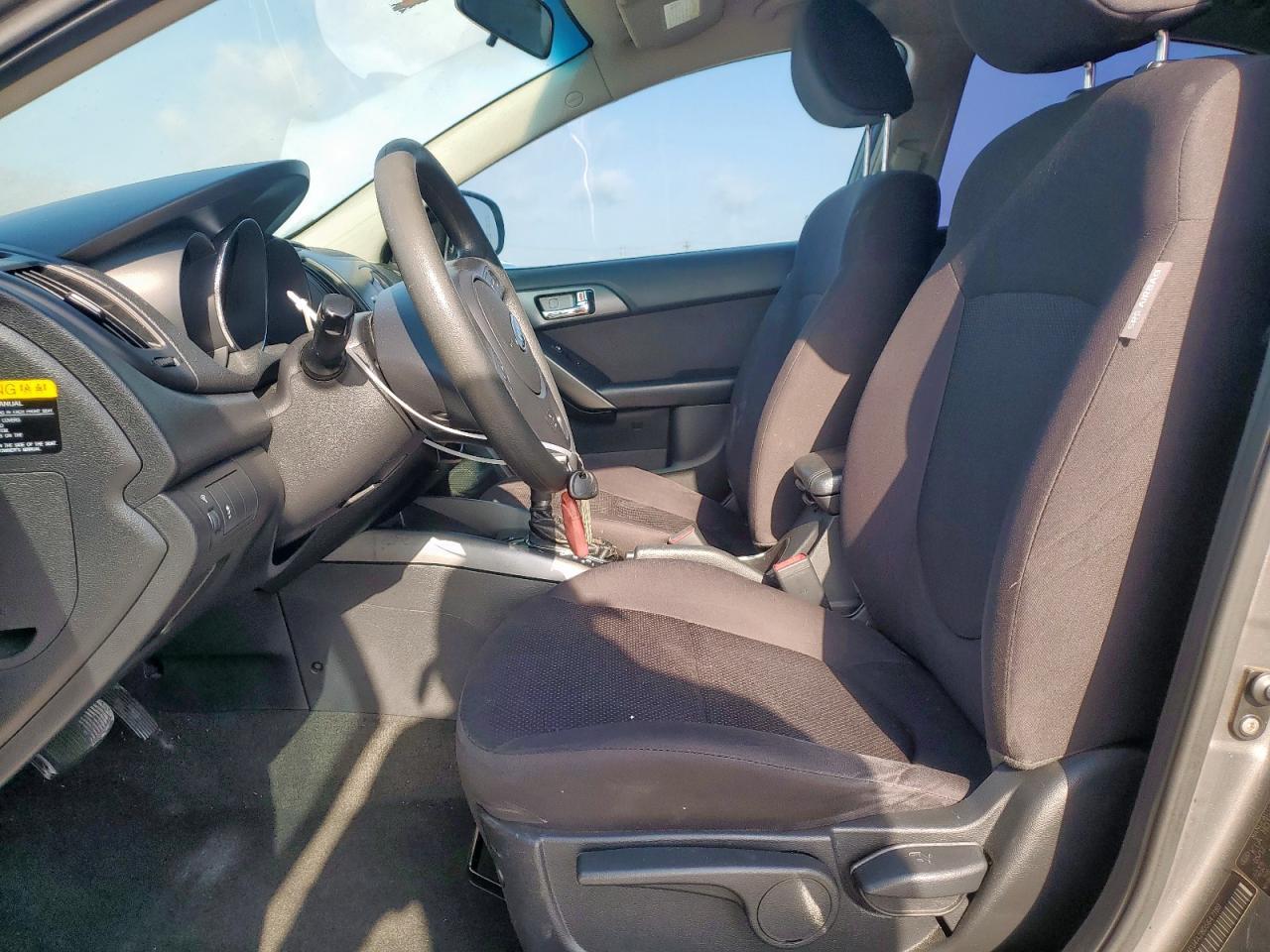 2013 Kia Forte Ex - Image 7