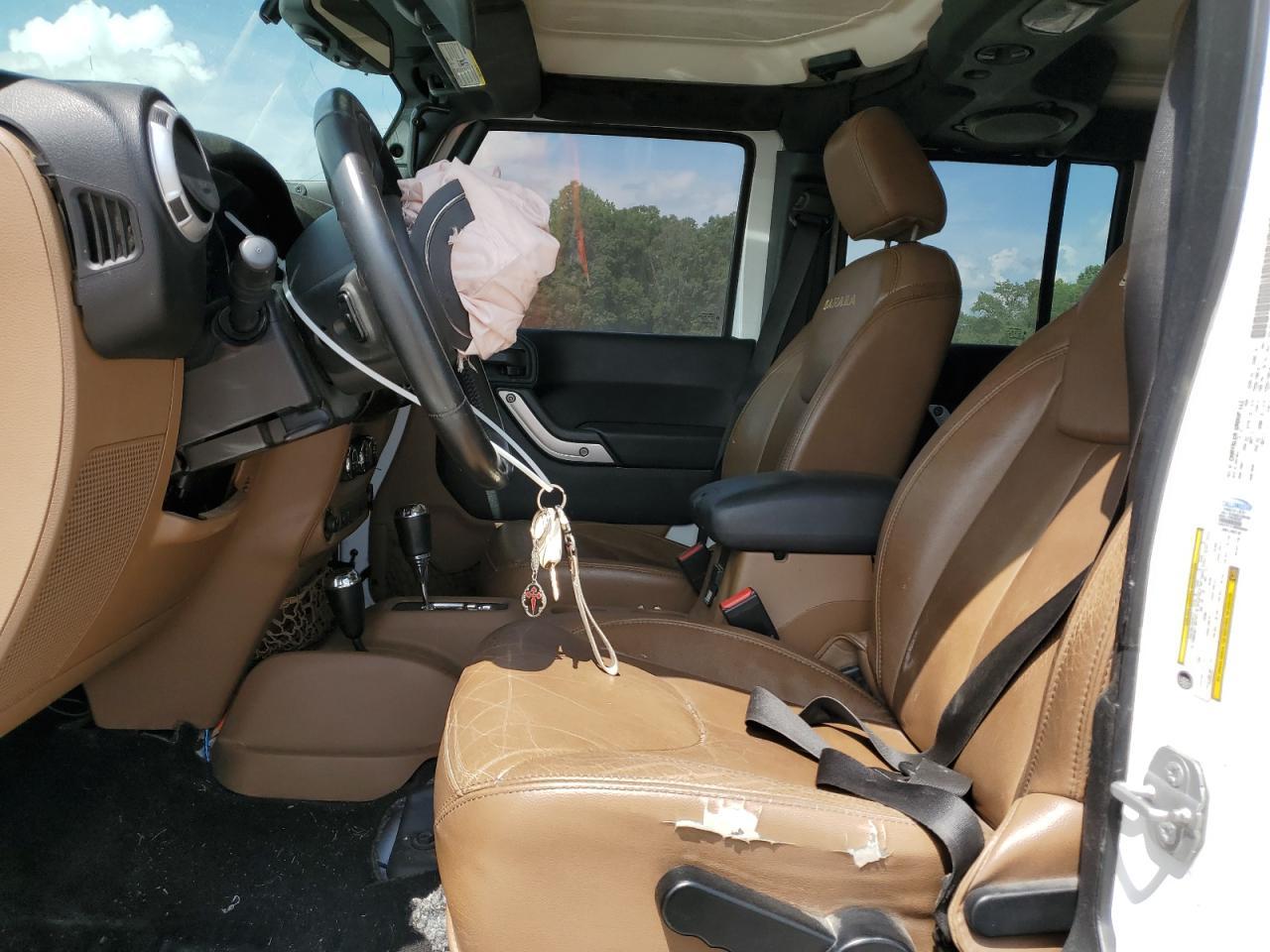 2014 Jeep Wrangler Unlimited Sahara - Фото 7