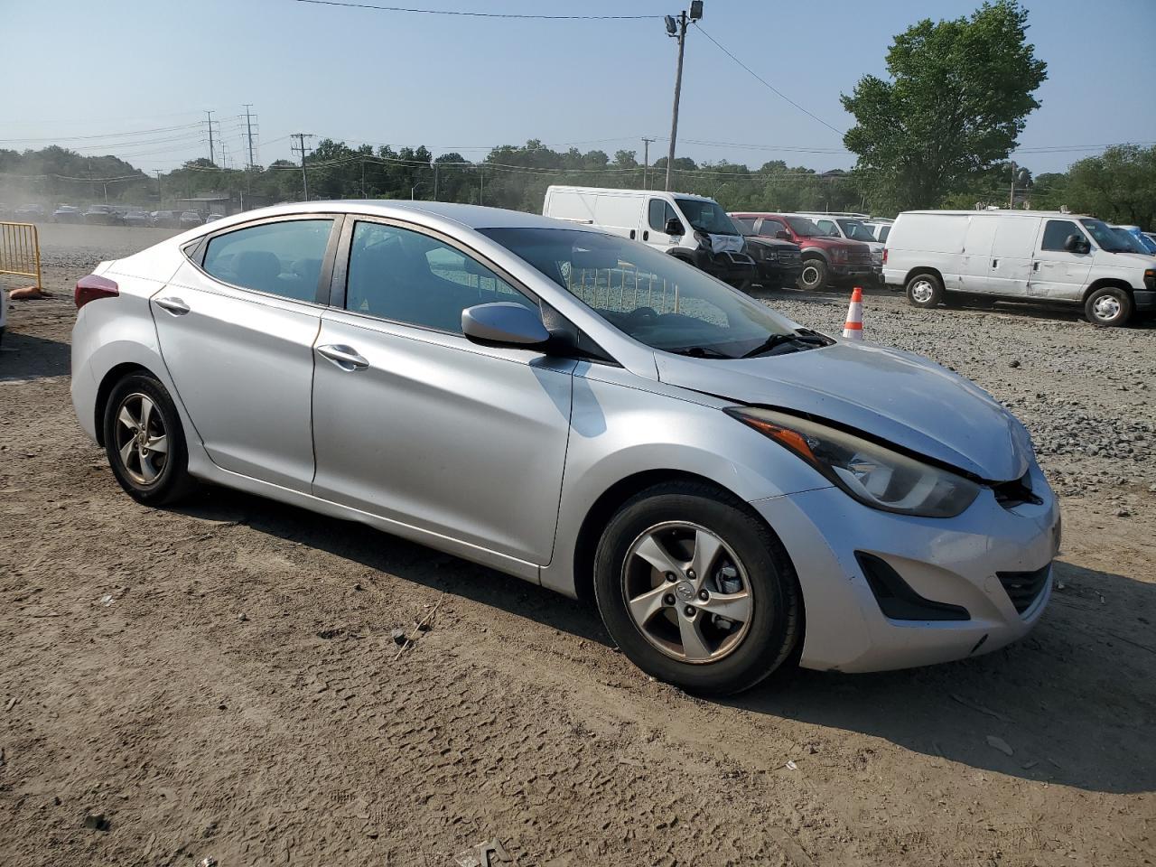 2014 Hyundai Elantra Se - Фото 4