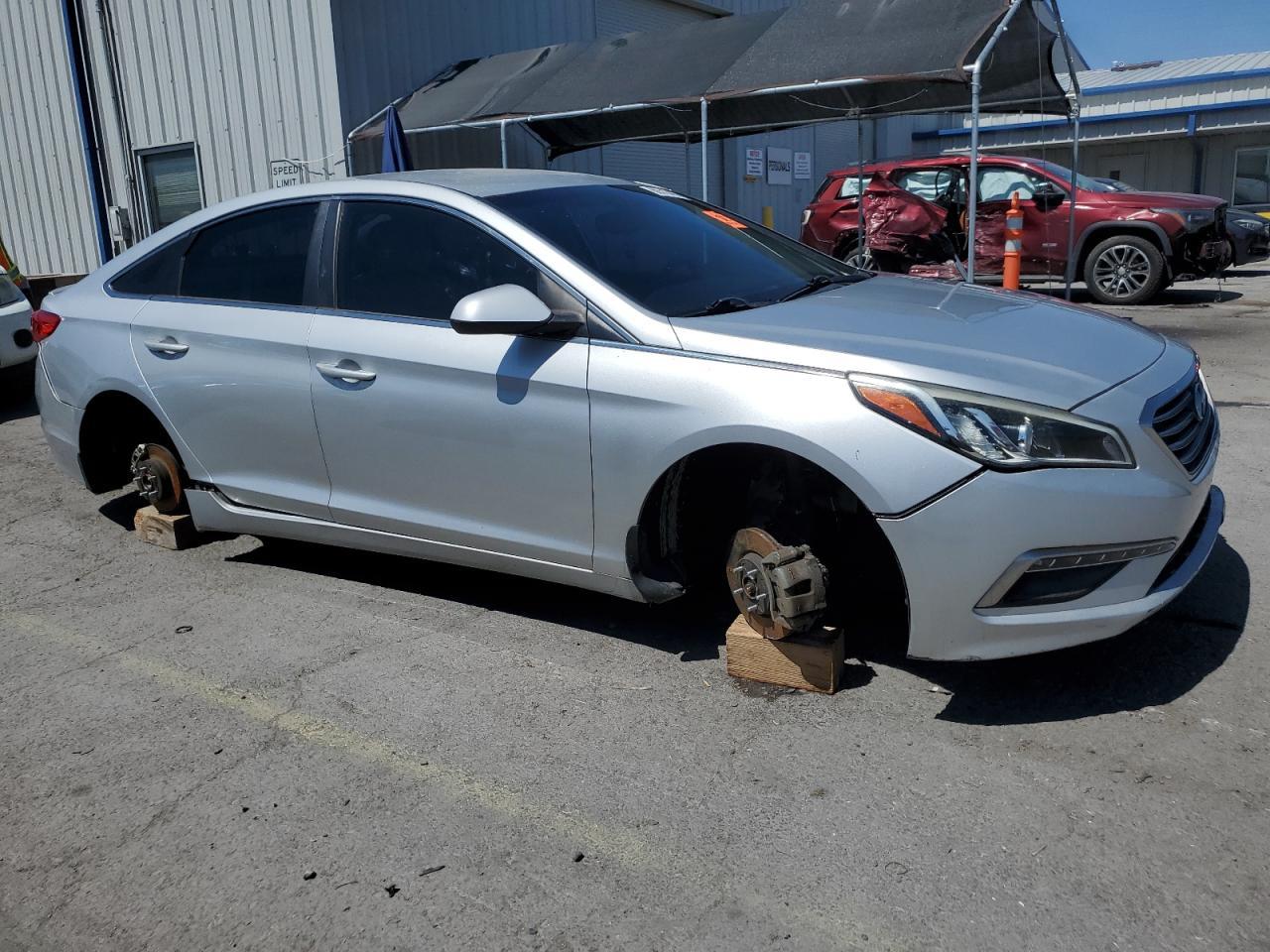 2015 Hyundai Sonata Se - Фото 4