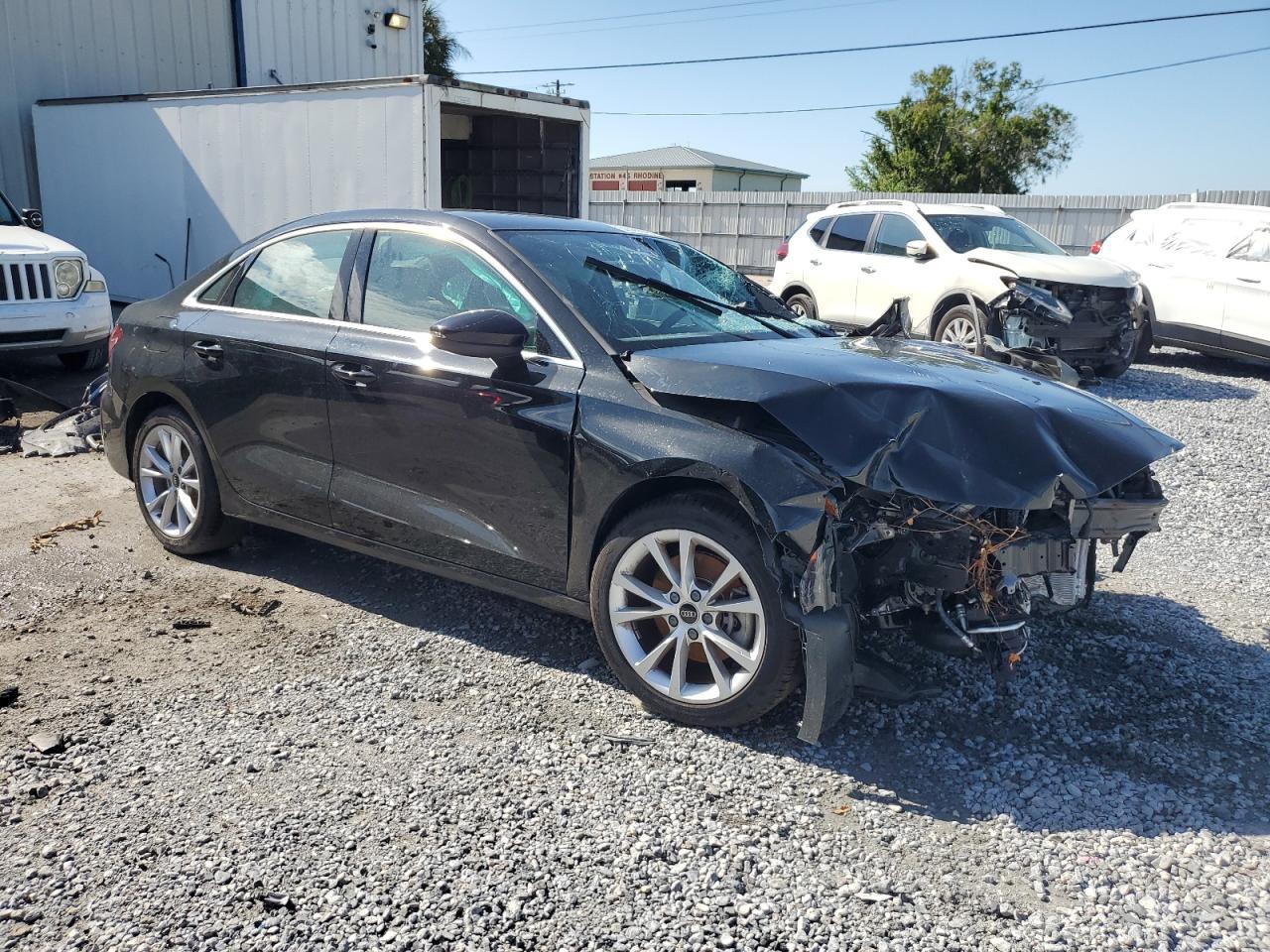 2025 Audi A3 Premium - Фото 4