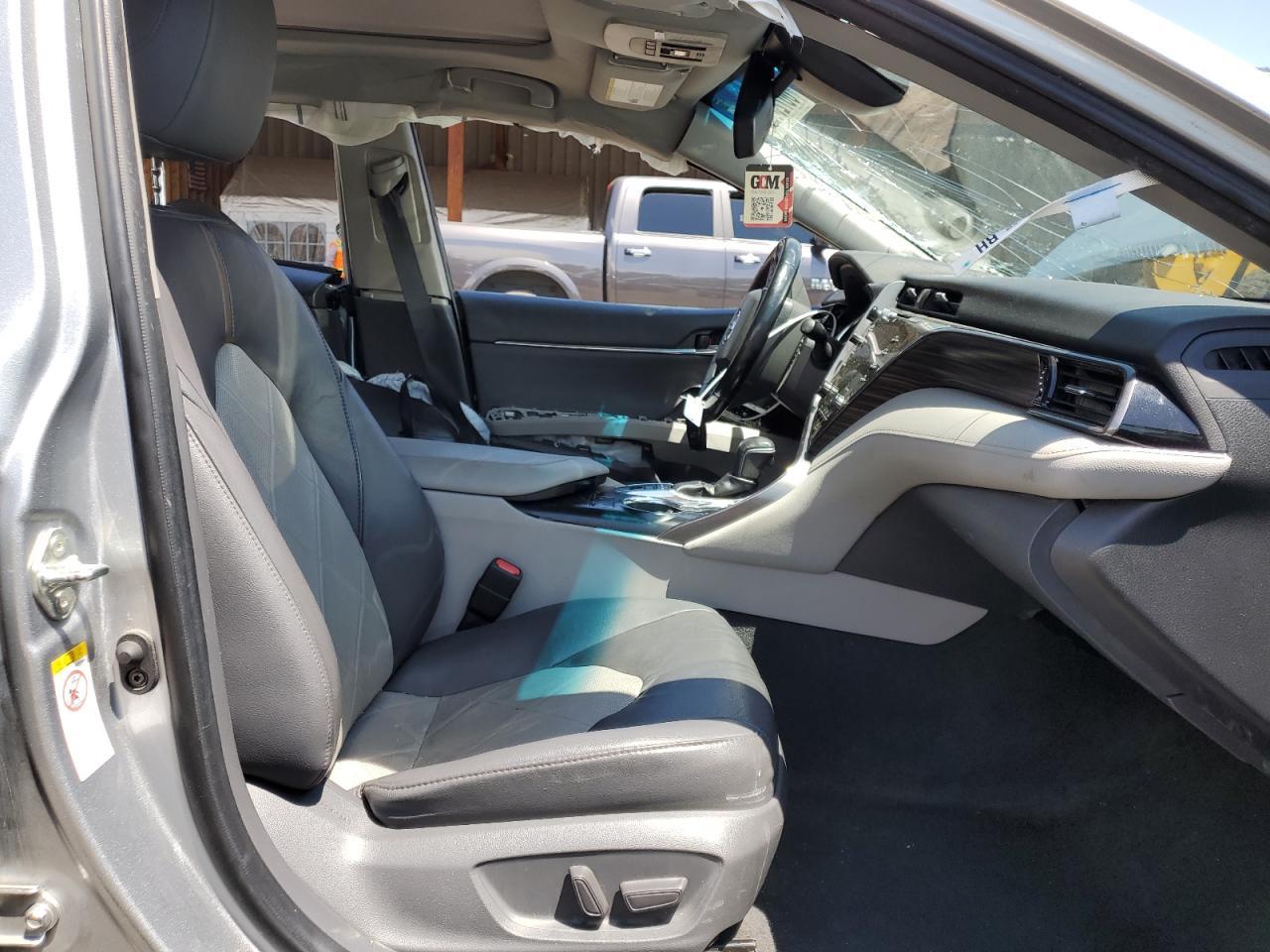 2019 Toyota Camry L - Фото 7