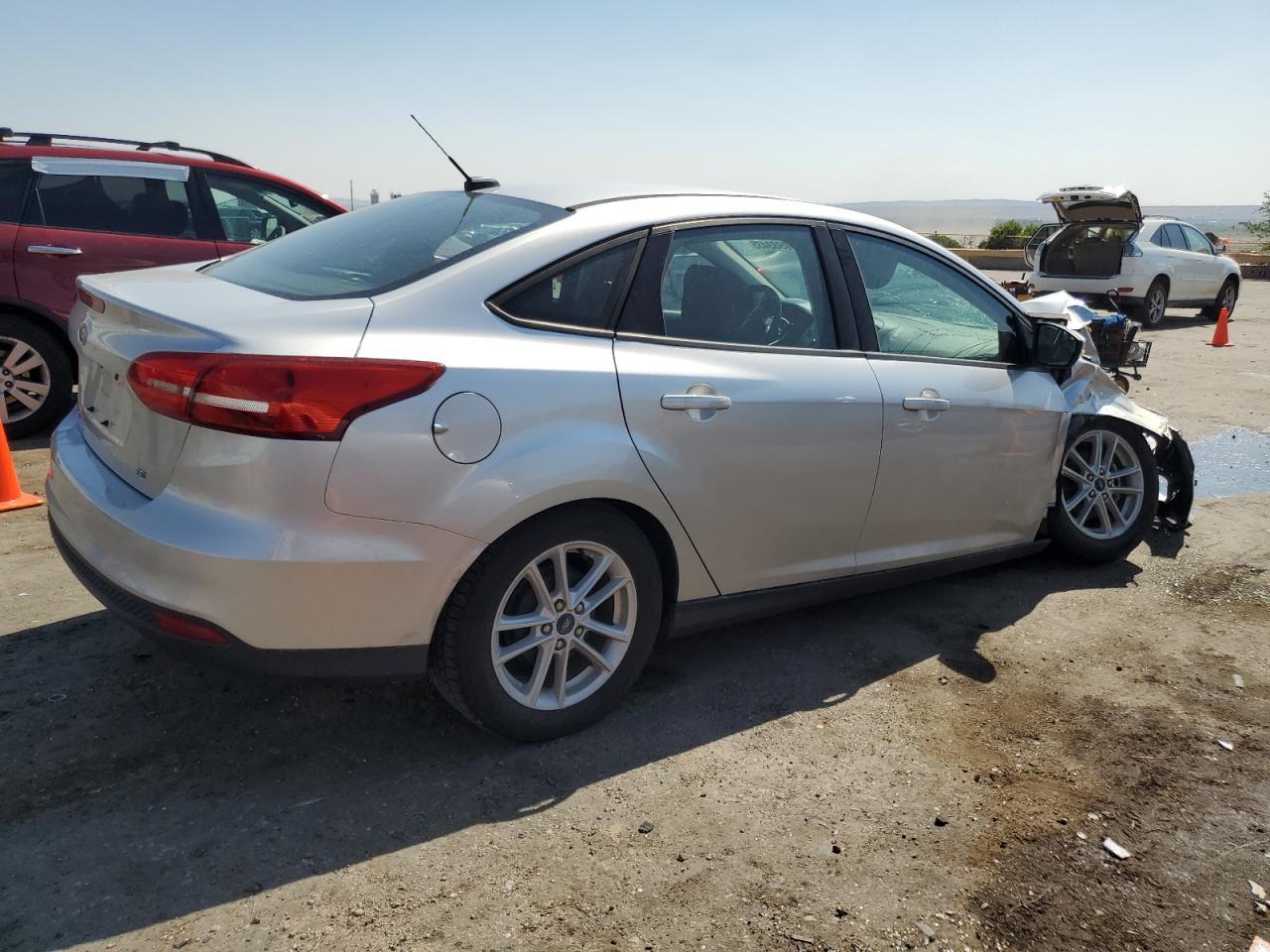 2017 Ford Focus Se - Image 3
