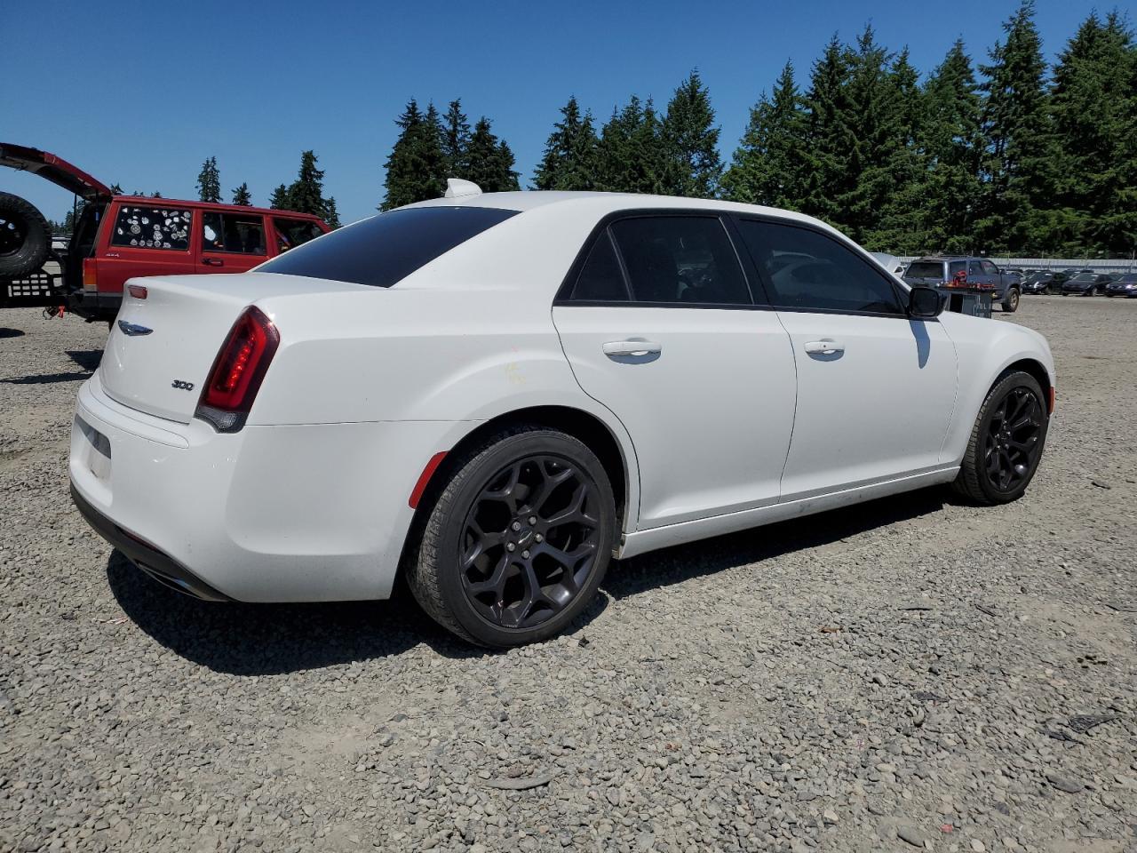 2019 Chrysler 300 Touring - Фото 3