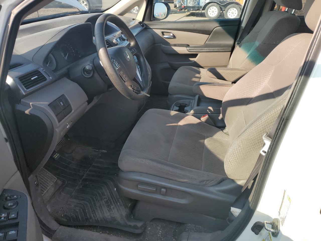 2014 Honda Odyssey Se - Фото 7