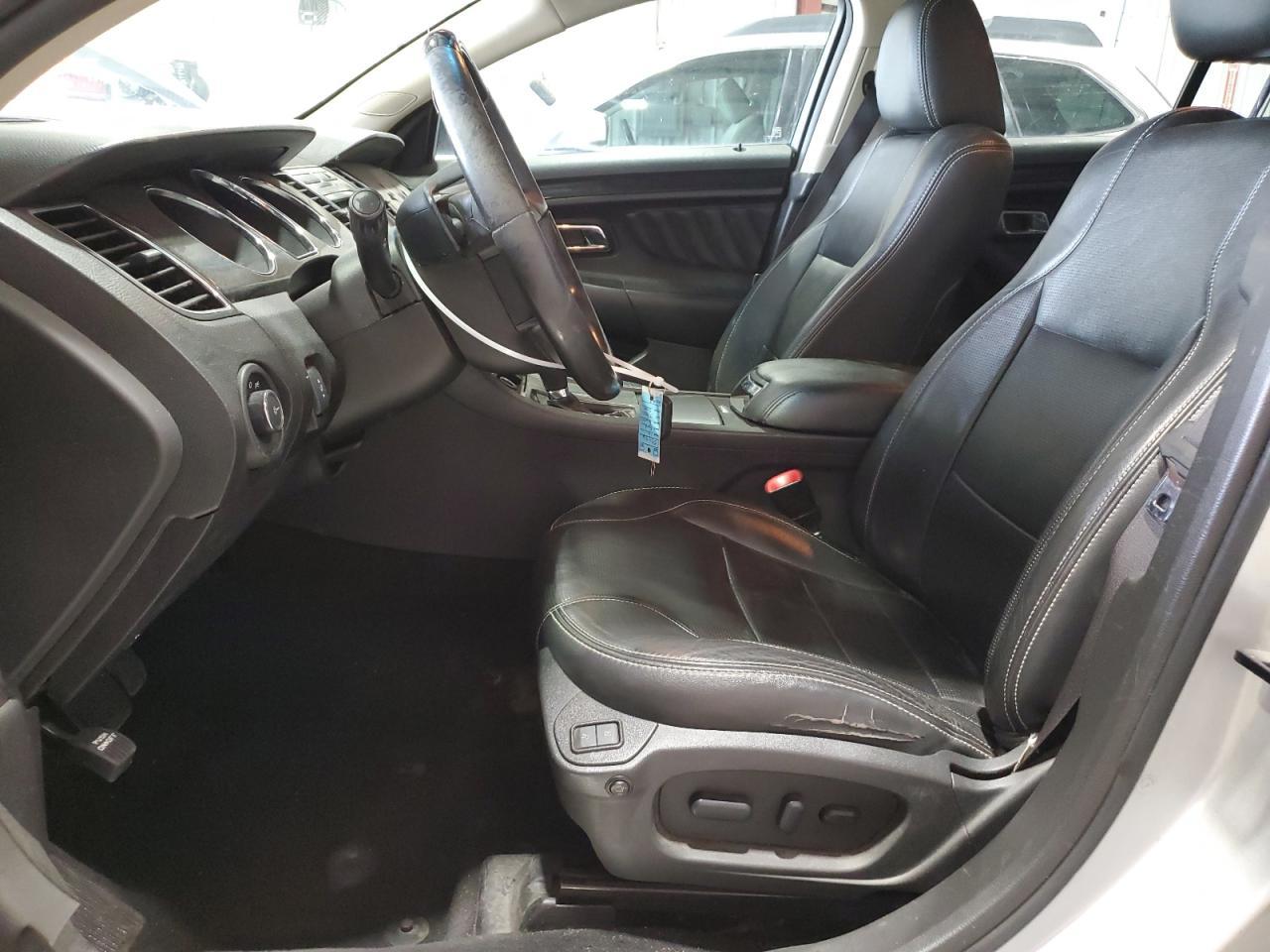 2011 Ford Taurus Limited - Image 7