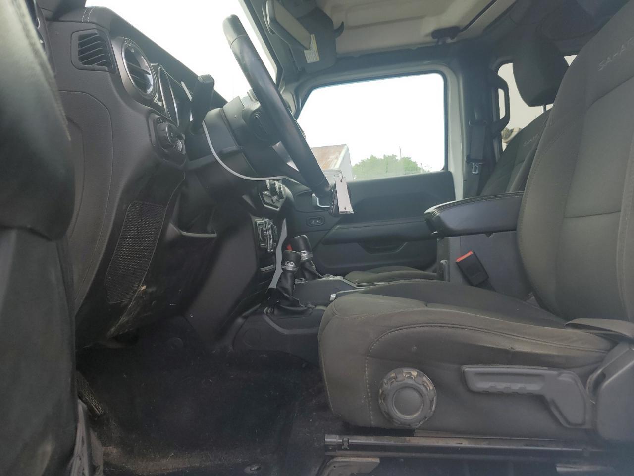 2019 Jeep Wrangler Unlimited Sahara - Фото 7