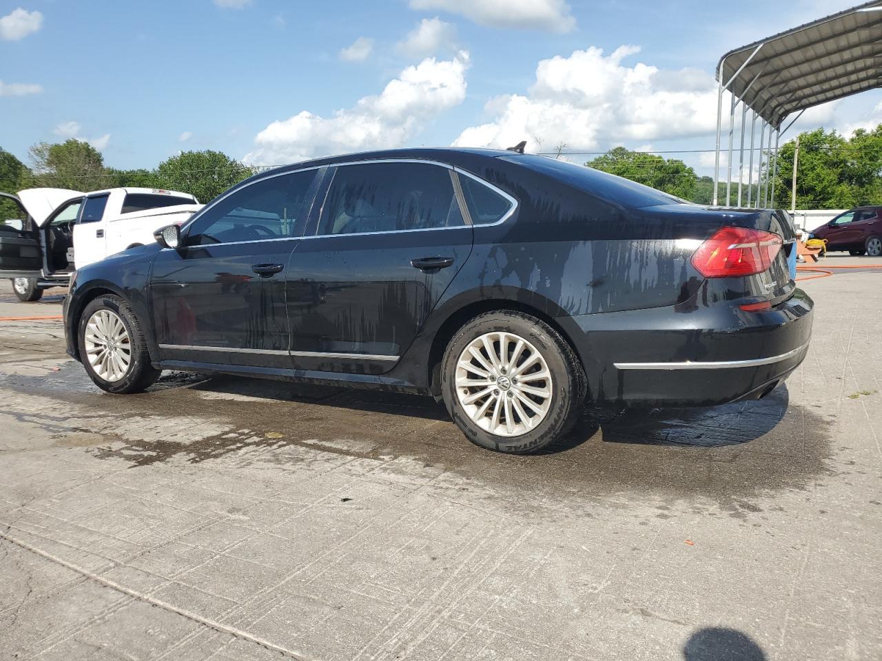 2016 Volkswagen Passat Se - Image 2