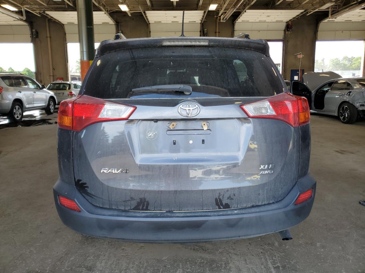 2015 Toyota Rav4 Xle - Image 6