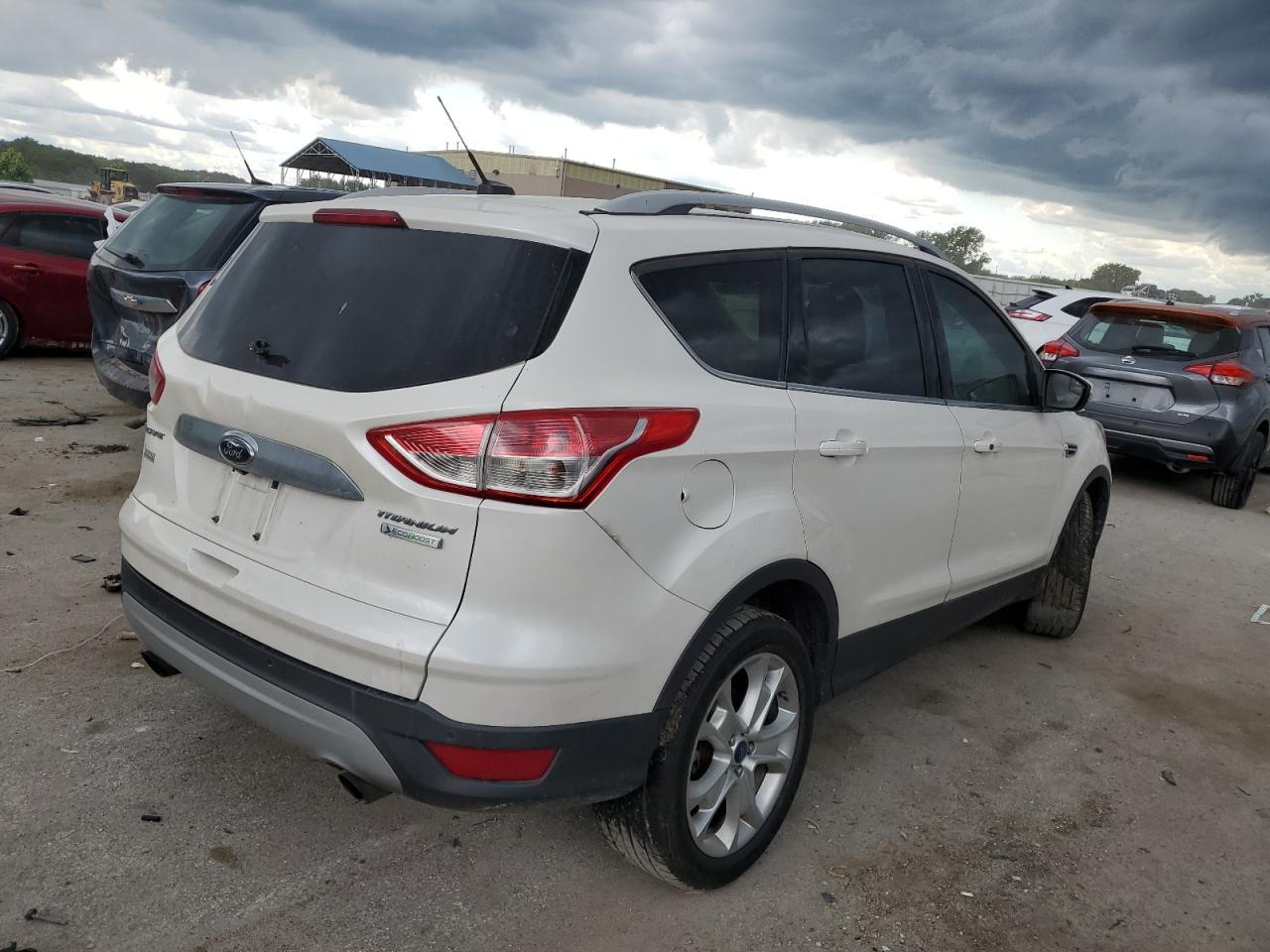 2015 Ford Escape Titanium - Image 3