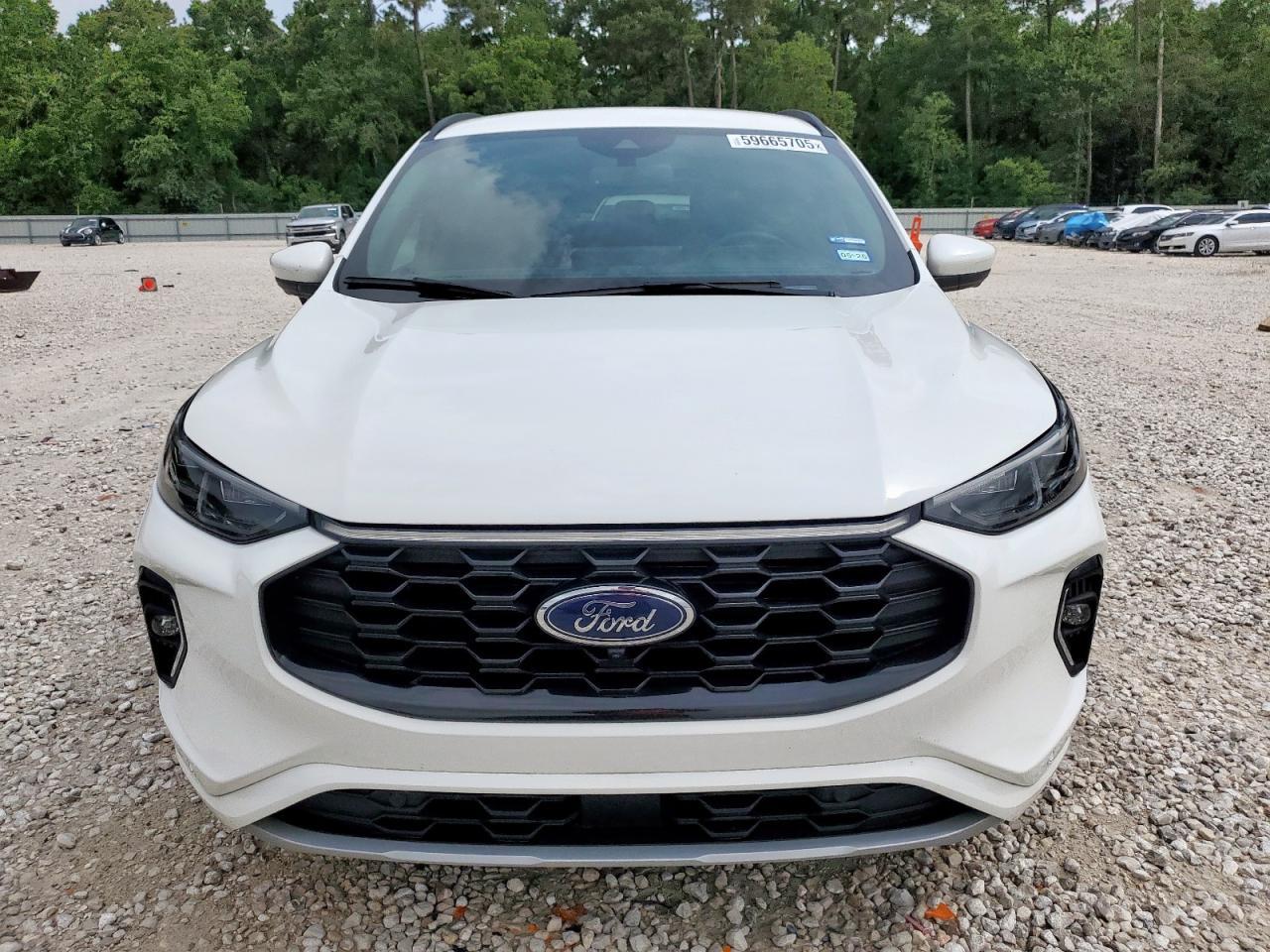 2023 Ford Escape St Line Elite - Image 5