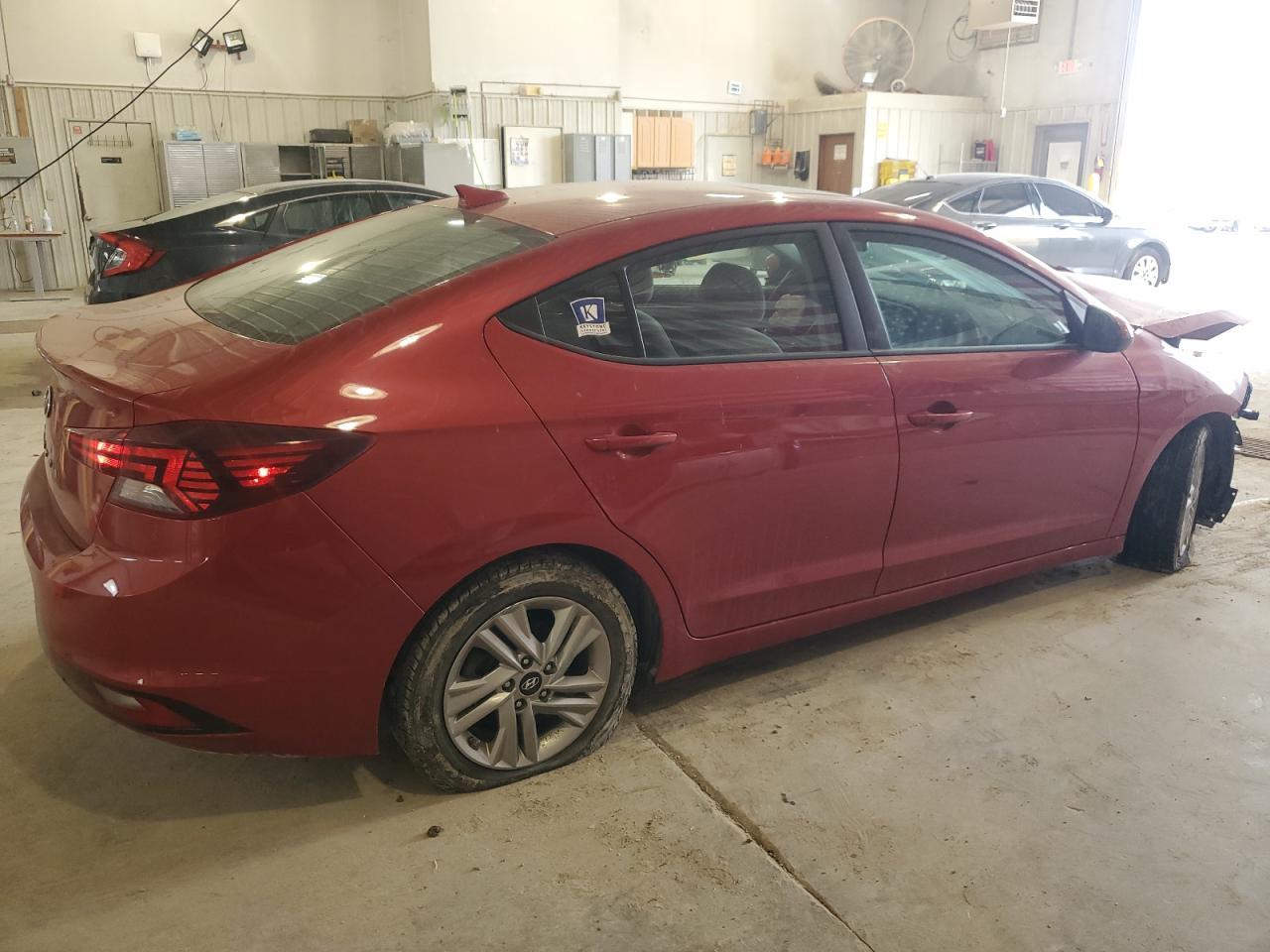 2020 Hyundai Elantra Sel - Фото 3