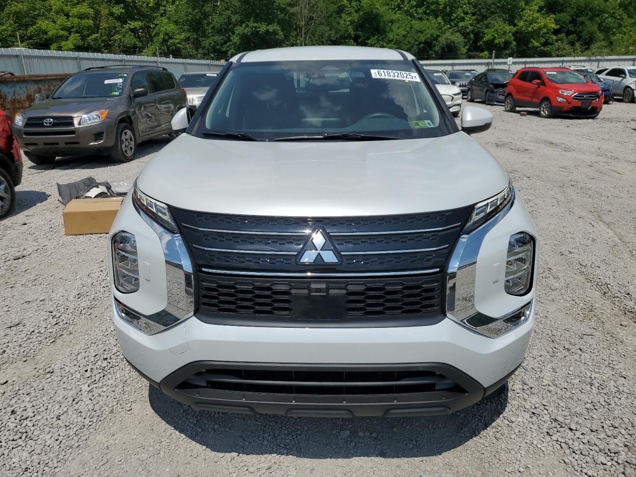 2024 Mitsubishi Outlander Es - Фото 5