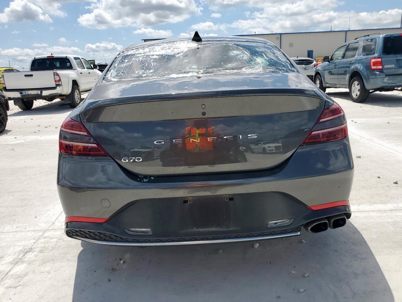 2023 Genesis G70 Base - Фото 6