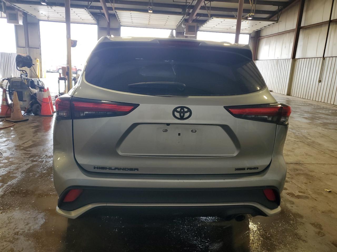 2021 Toyota Highlander Xse - Image 6