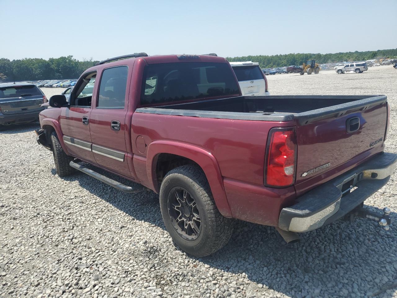 2004 Chevrolet Silverado K1500 - Фото 2