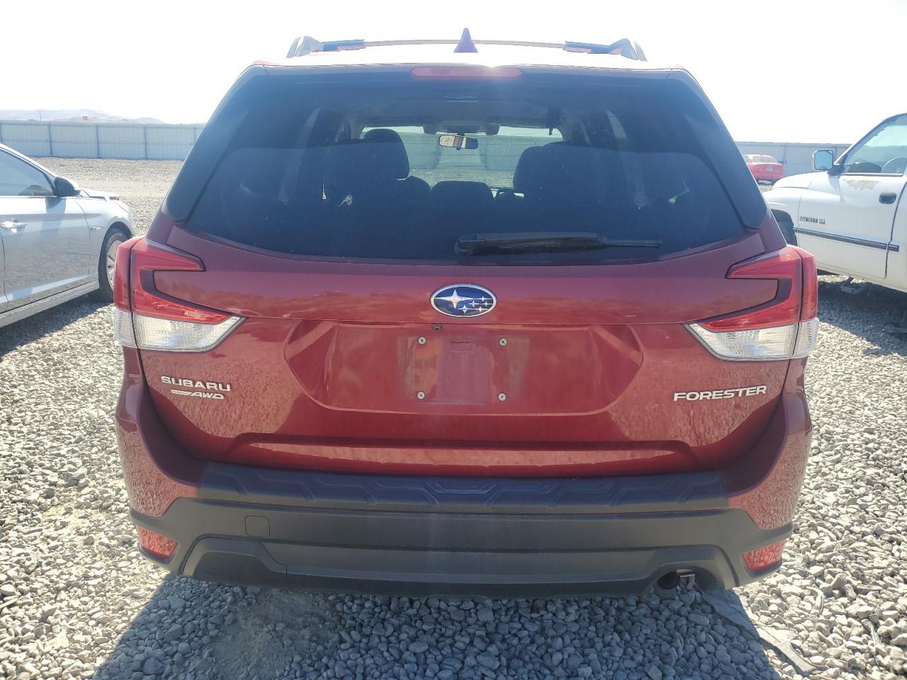 2019 Subaru Forester Premium - Фото 6