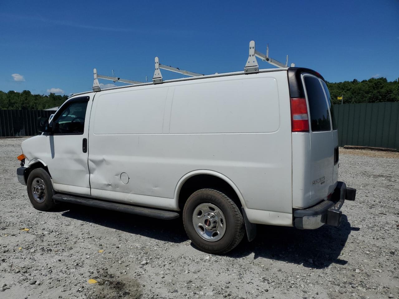 2016 GMC Savana G2500 - Image 2