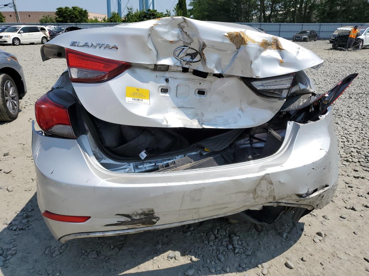 2015 Hyundai Elantra Se - Фото 6