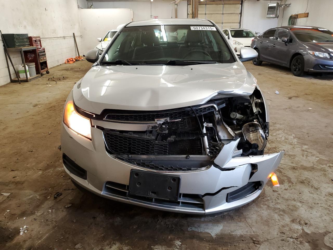 2011 Chevrolet Cruze Lt - Image 5