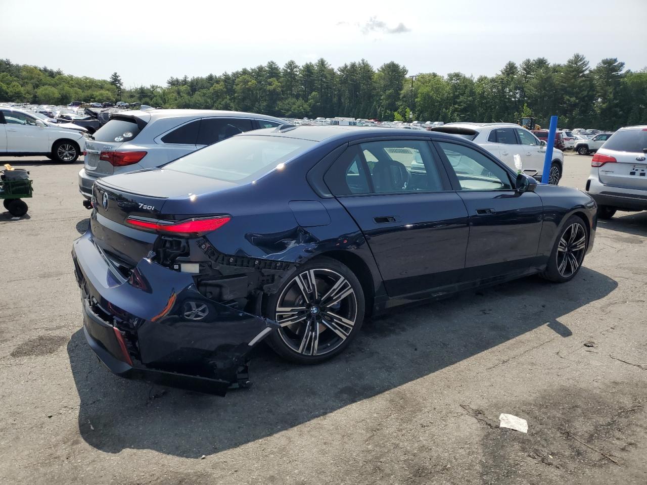 2024 BMW 760 Xi - Фото 3