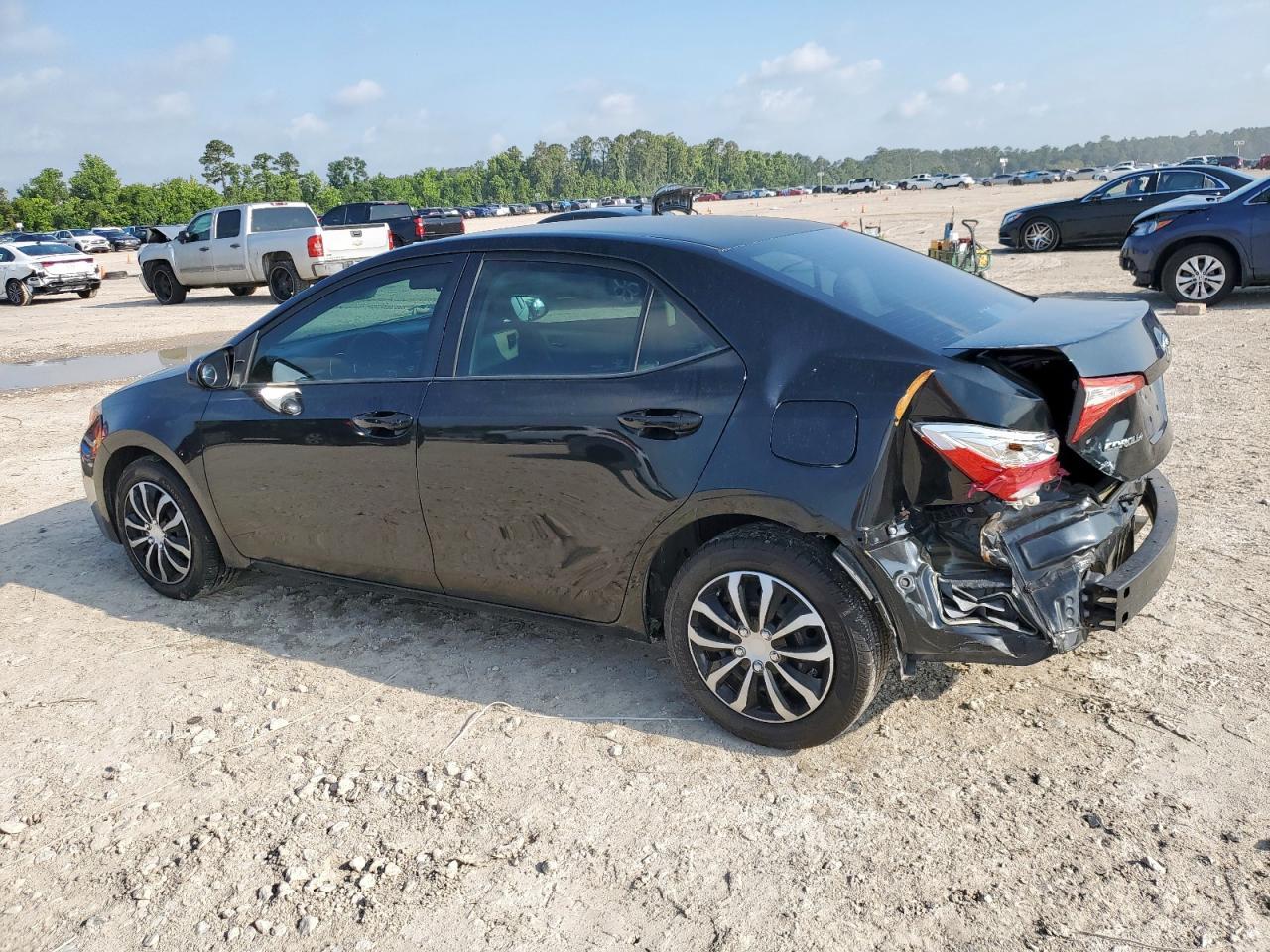 2015 Toyota Corolla L - Фото 2