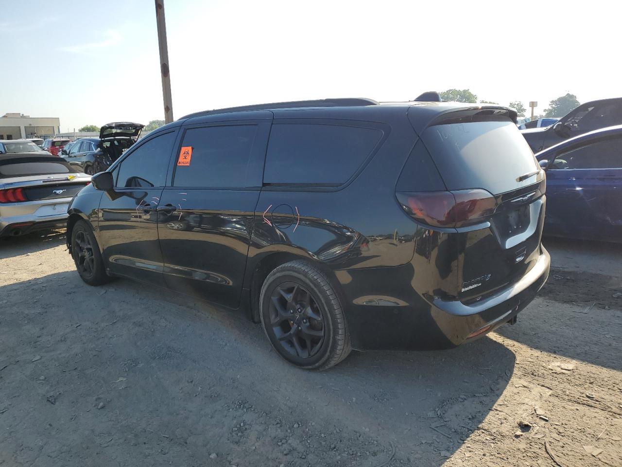 2020 Chrysler Pacifica Touring L Plus - Фото 2