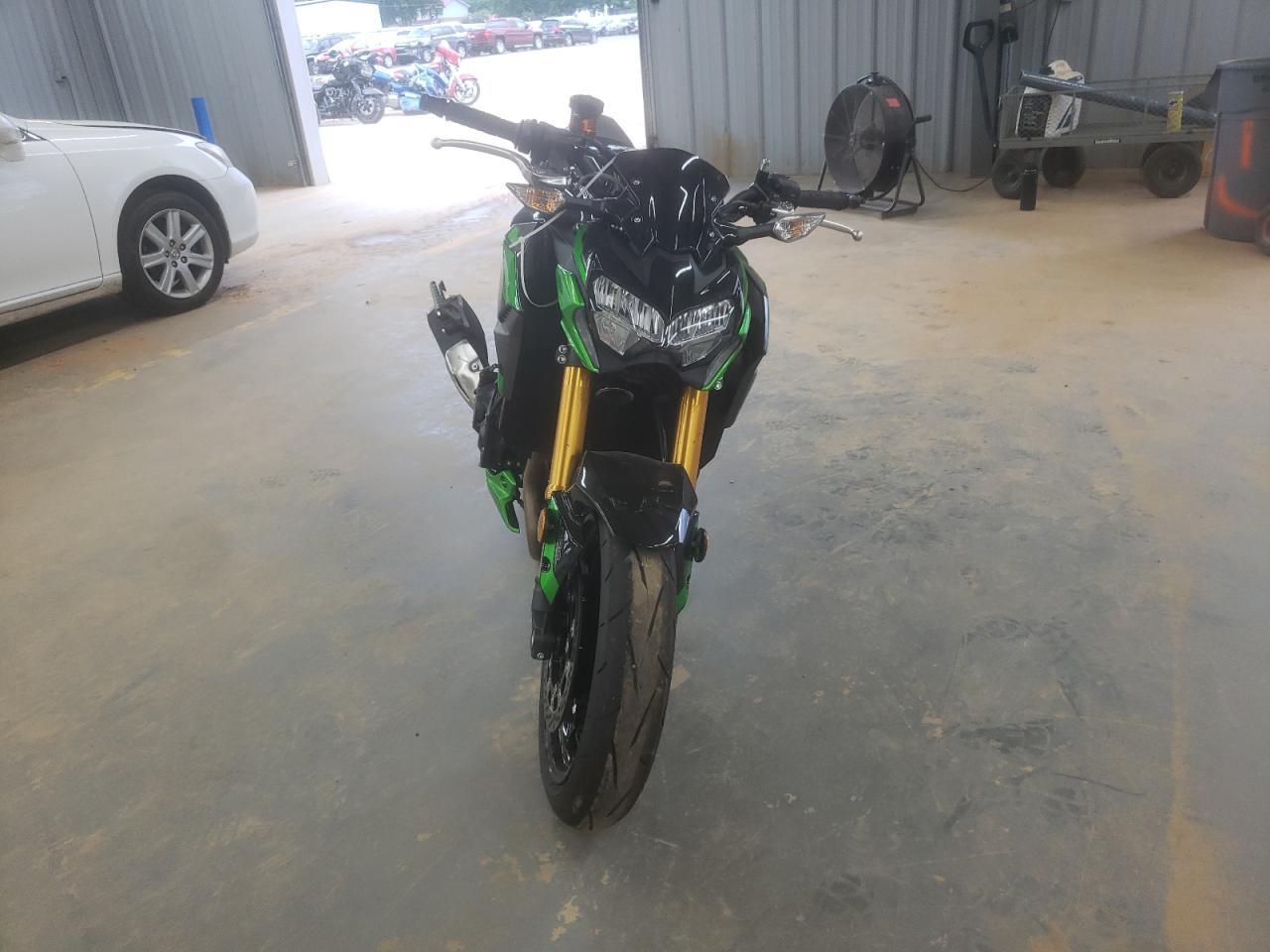 2024 Kawasaki Zr900 M - Фото 2