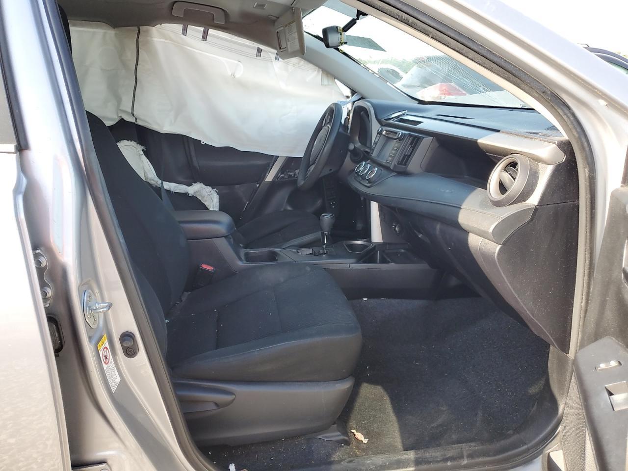 2016 Toyota Rav4 Le - Image 7