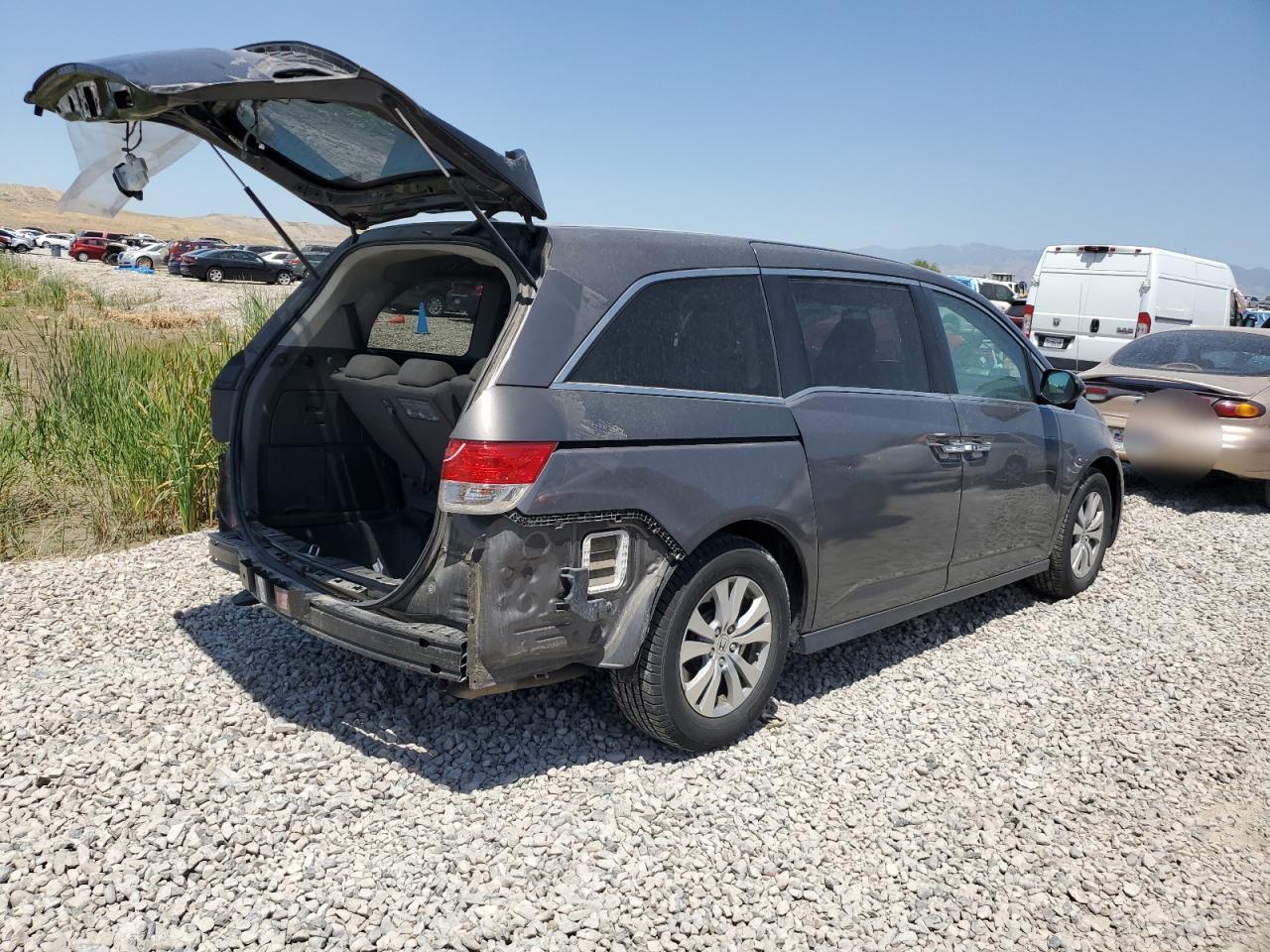 2016 Honda Odyssey Se - Фото 3