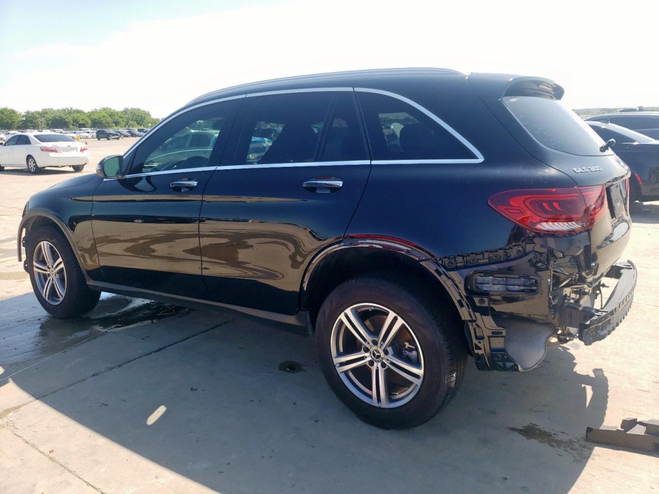 2022 Mercedes-Benz Glc 300 4Matic - Image 2