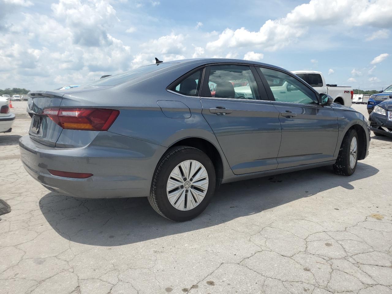 2019 Volkswagen Jetta S - Фото 3