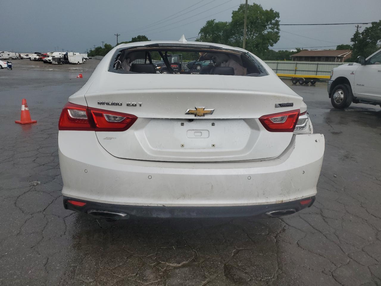 2016 Chevrolet Malibu Premier - Image 6