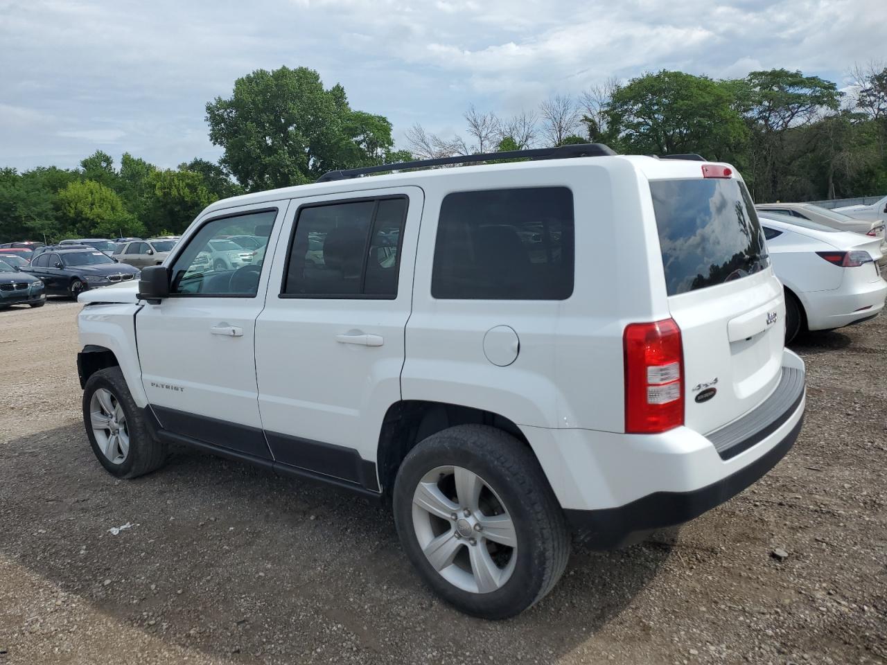 2016 Jeep Patriot Latitude - Фото 2