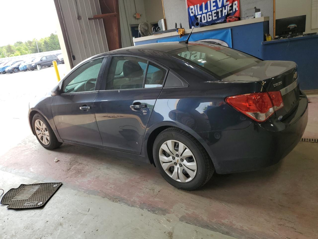 2014 Chevrolet Cruze Ls - Фото 2