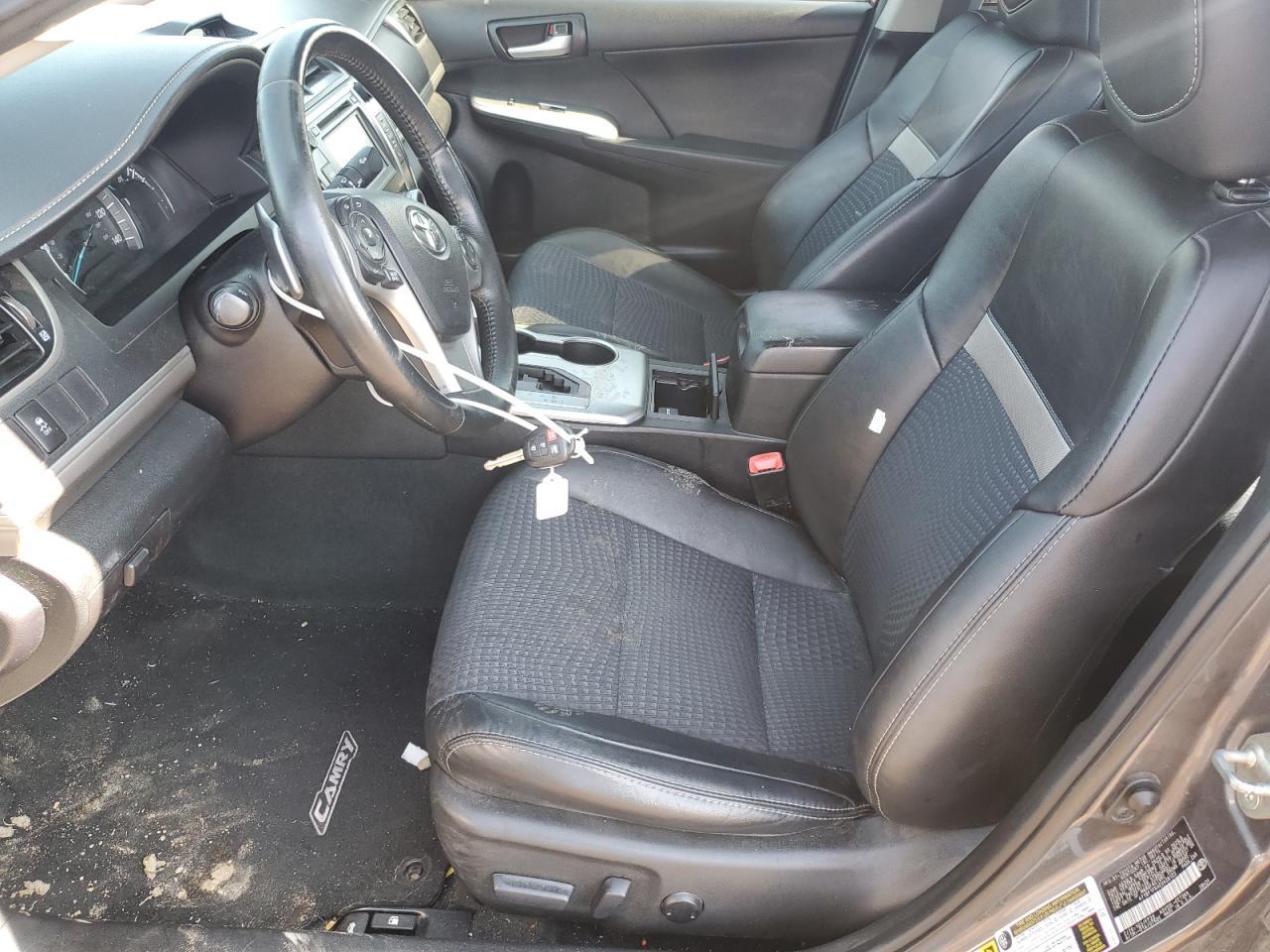 2014 Toyota Camry L - Фото 7