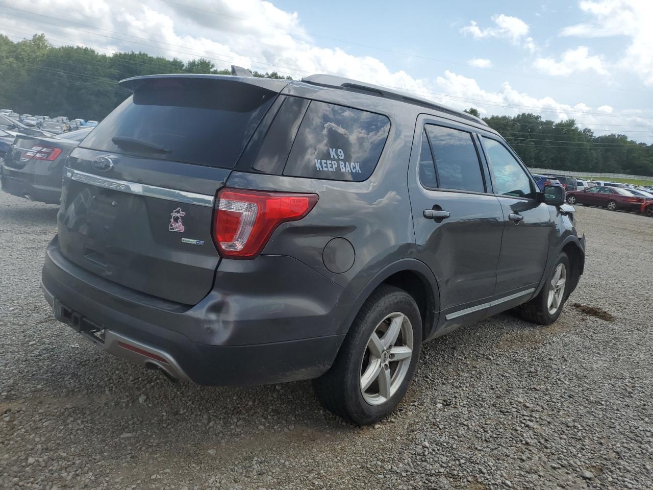 2017 Ford Explorer Xlt - Фото 3