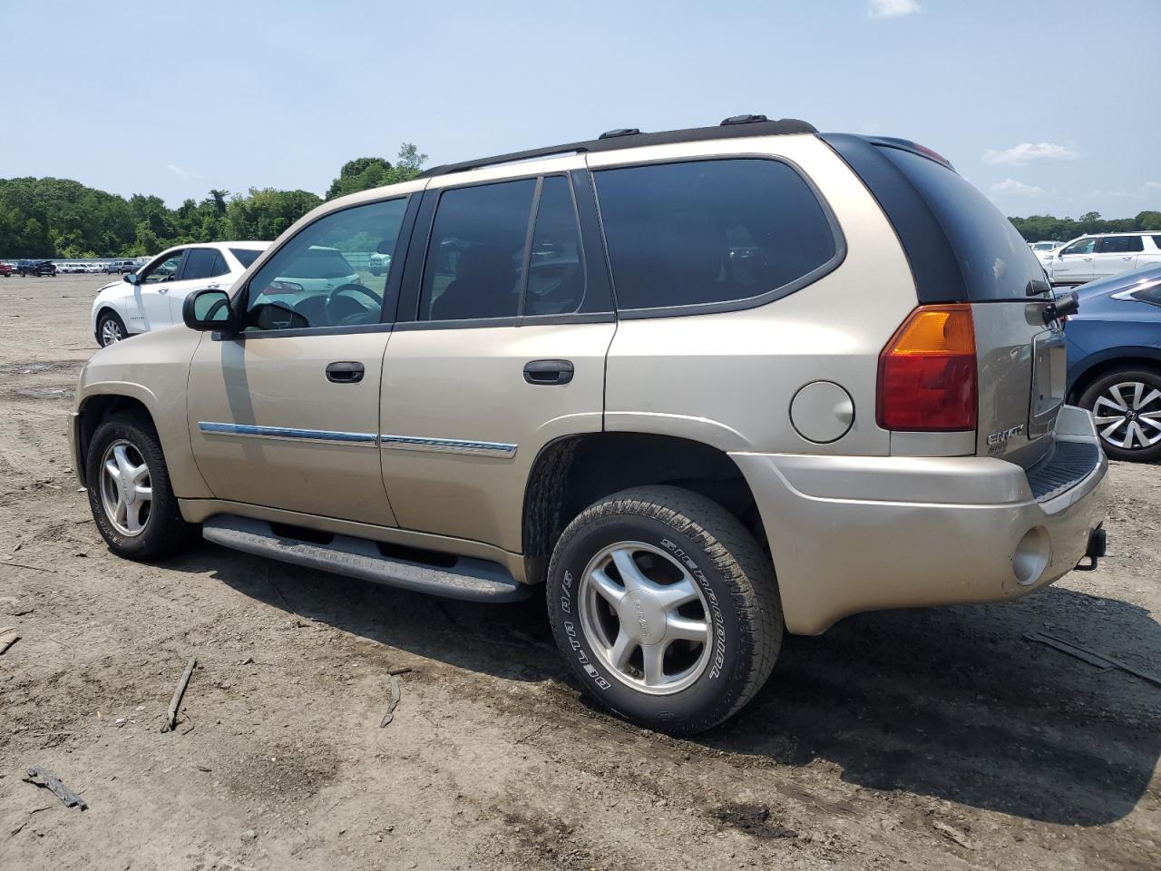 2007 GMC Envoy - Фото 2