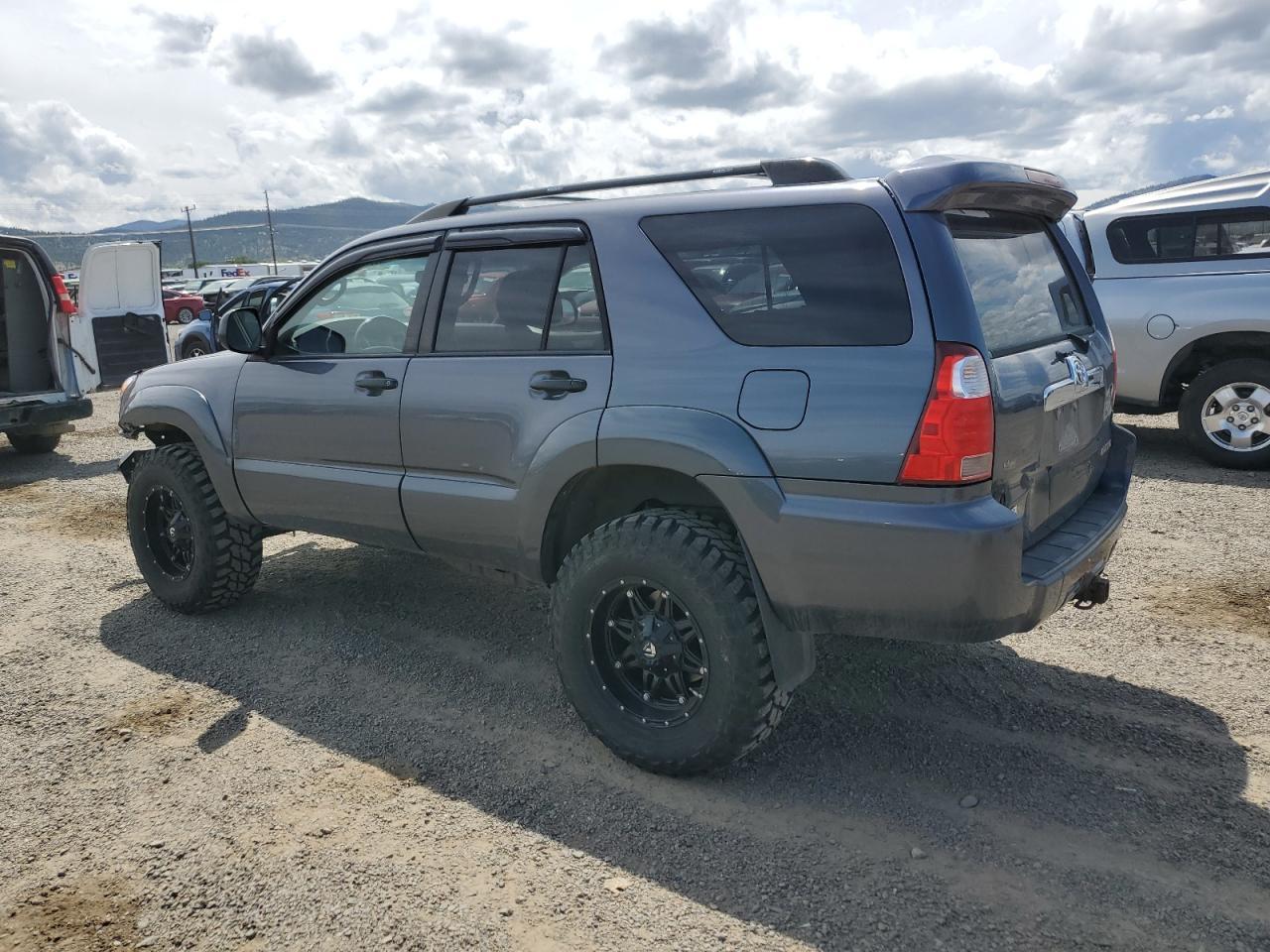 2007 Toyota 4Runner Sr5 - Фото 2