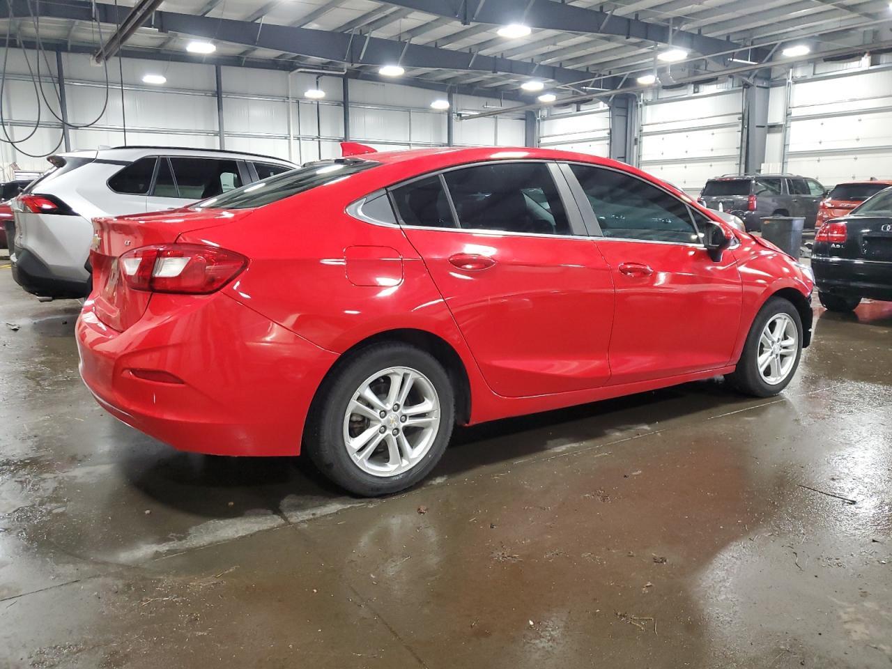 2018 Chevrolet Cruze Lt - Фото 3