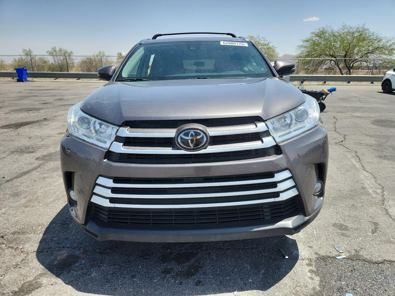 2018 Toyota Highlander Se - Фото 5
