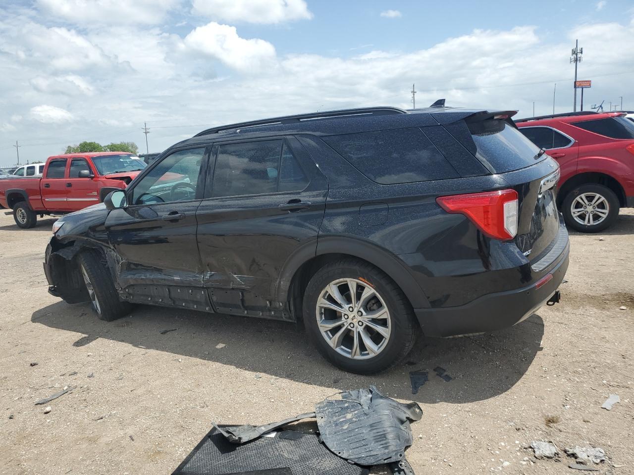 2020 Ford Explorer Xlt - Image 2