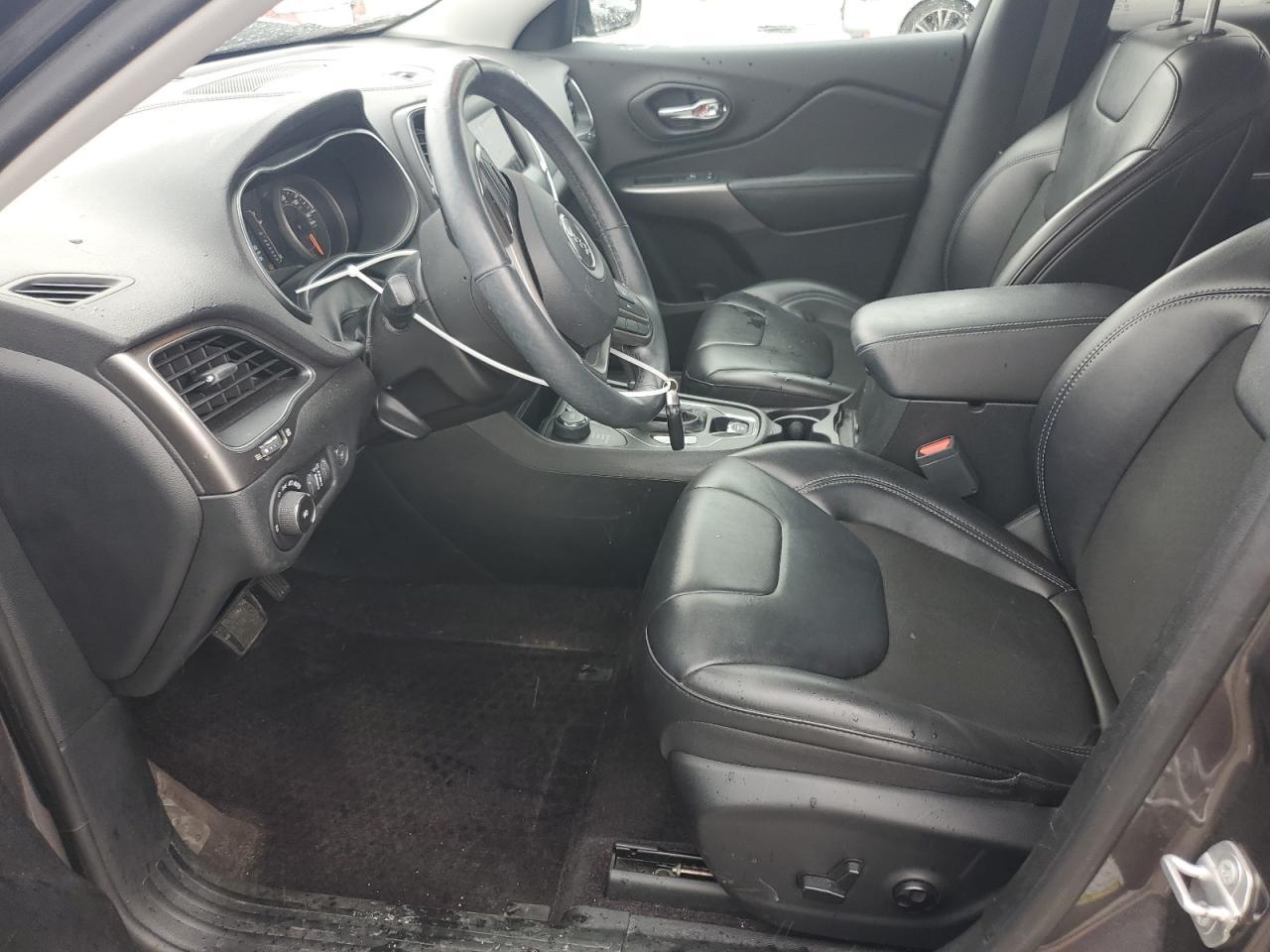 2019 Jeep Cherokee Latitude Plus - Фото 7