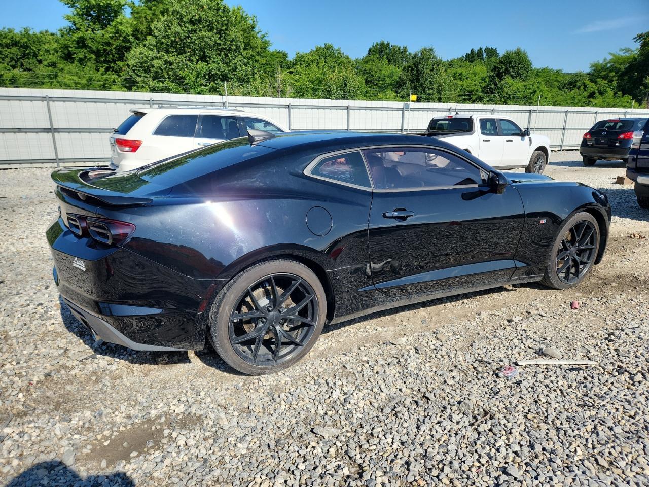 2019 Chevrolet Camaro Ls - Фото 3