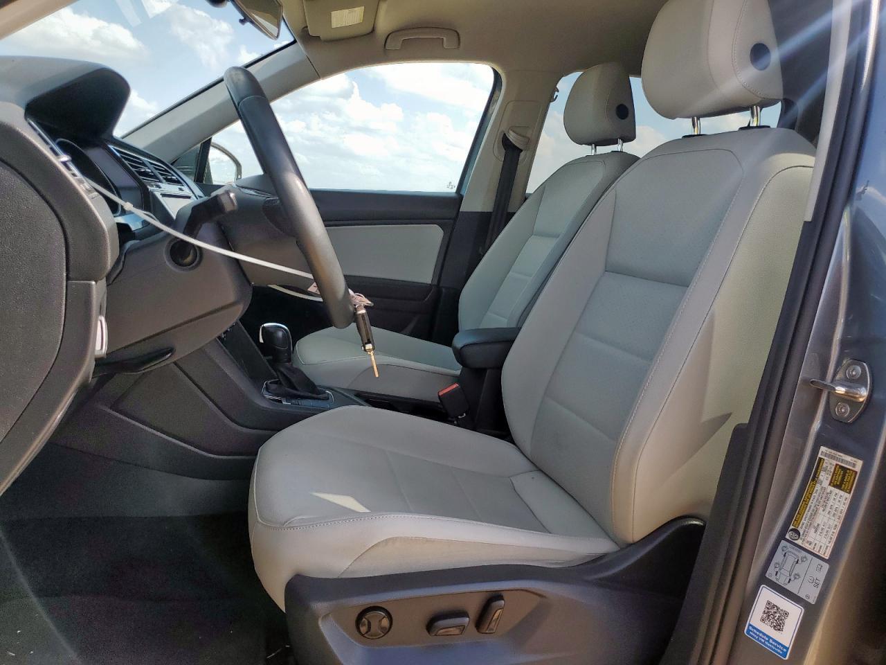 2020 Volkswagen Tiguan Se - Фото 7